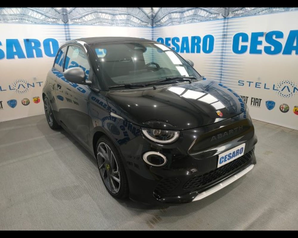 Abarth 500e Cabrio usata a Aosta