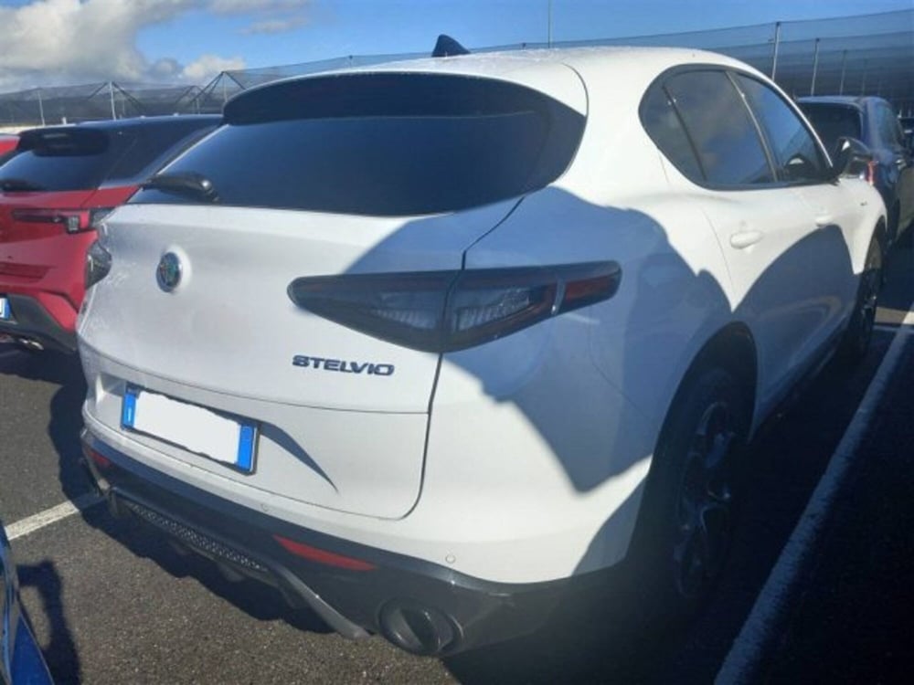 Alfa Romeo Stelvio usata a Aosta (3)