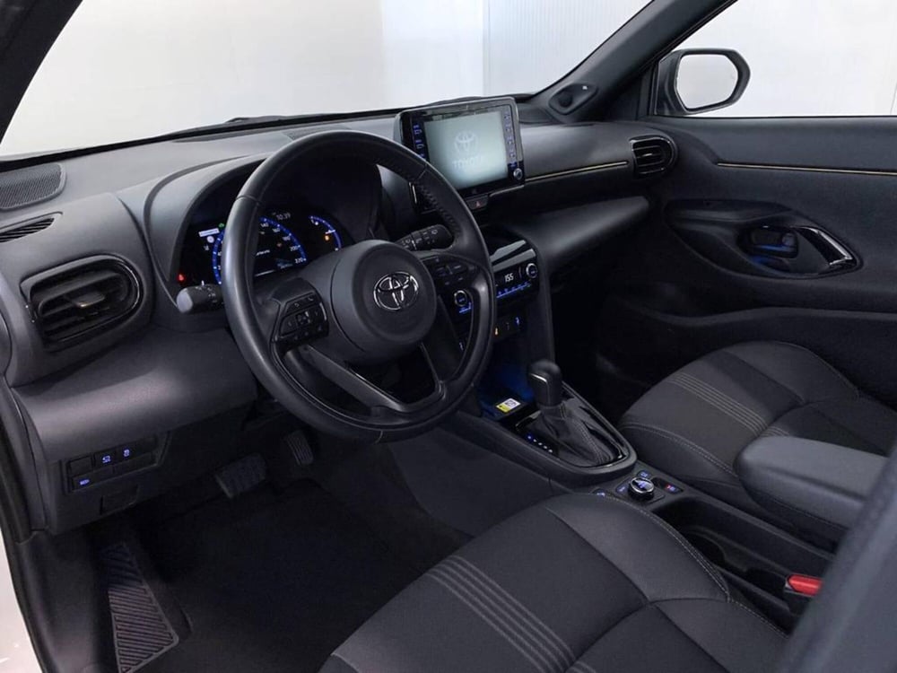 Toyota Yaris Cross nuova a Torino (8)