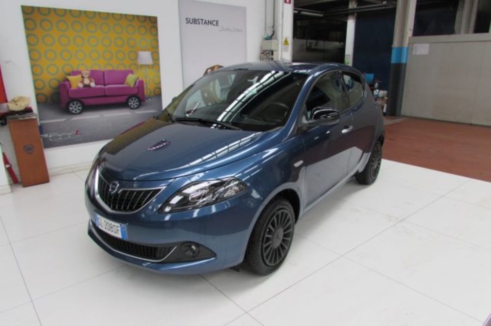 Lancia Ypsilon usata a Milano