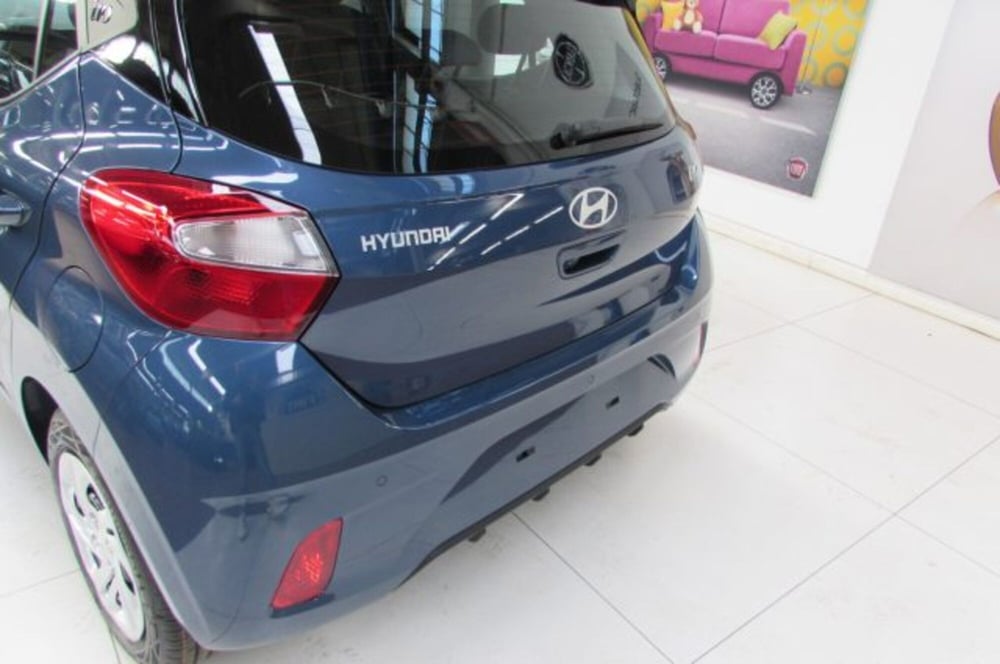 Hyundai i10 nuova a Milano (15)