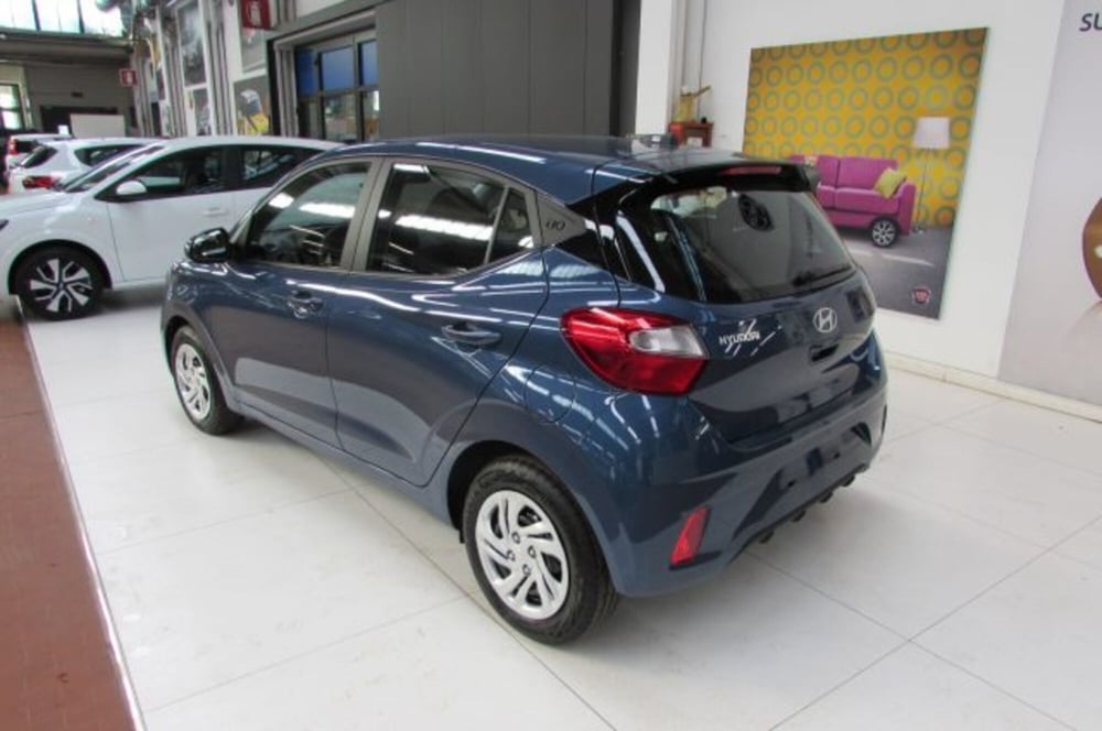 Hyundai i10 nuova a Milano (3)