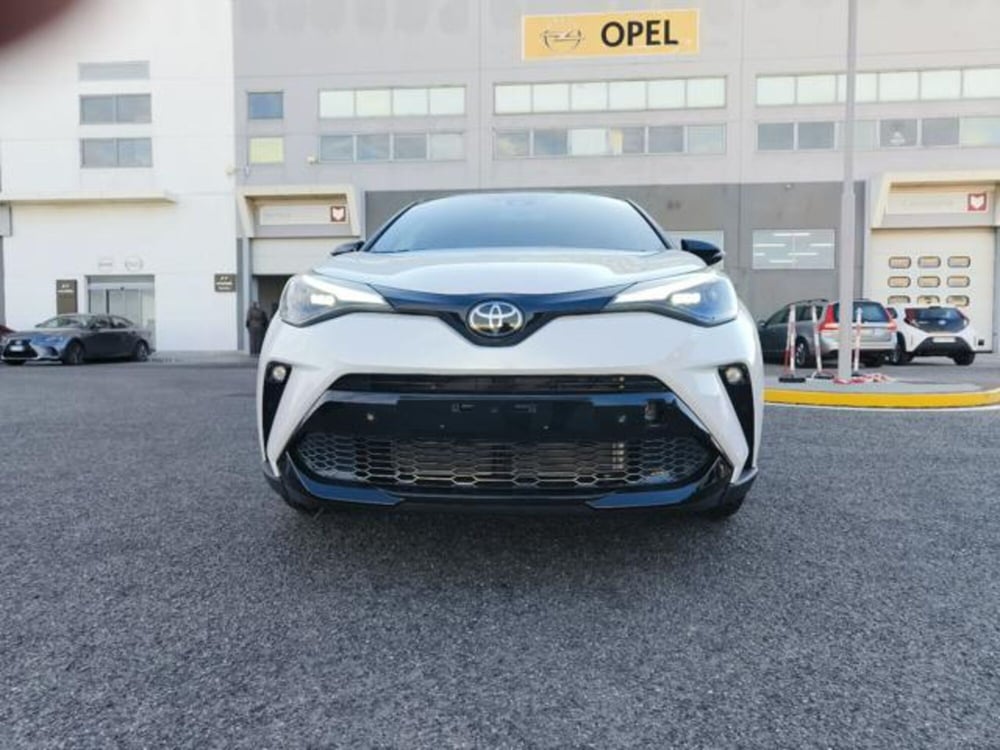 Toyota Toyota C-HR nuova a Reggio Calabria (4)