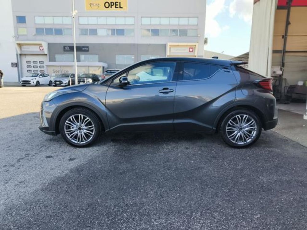 Toyota Toyota C-HR nuova a Reggio Calabria (2)