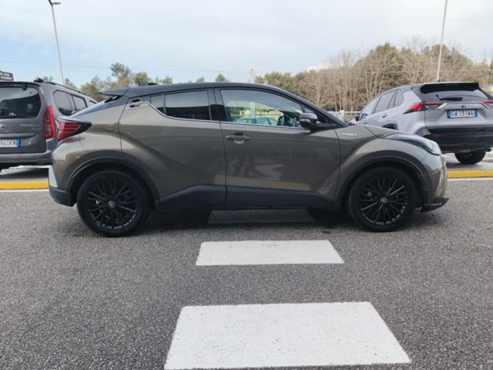 Toyota Toyota C-HR usata a Reggio Calabria (8)