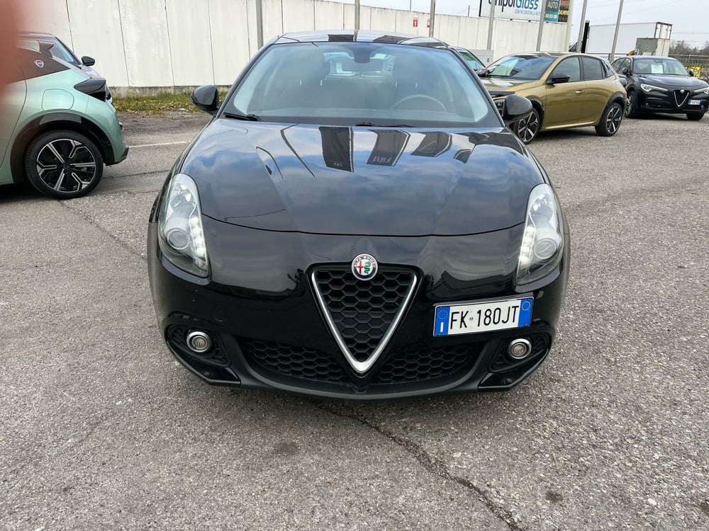 Alfa Romeo Giulietta usata a Milano (2)