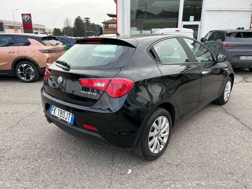 Alfa Romeo Giulietta usata a Milano (7)