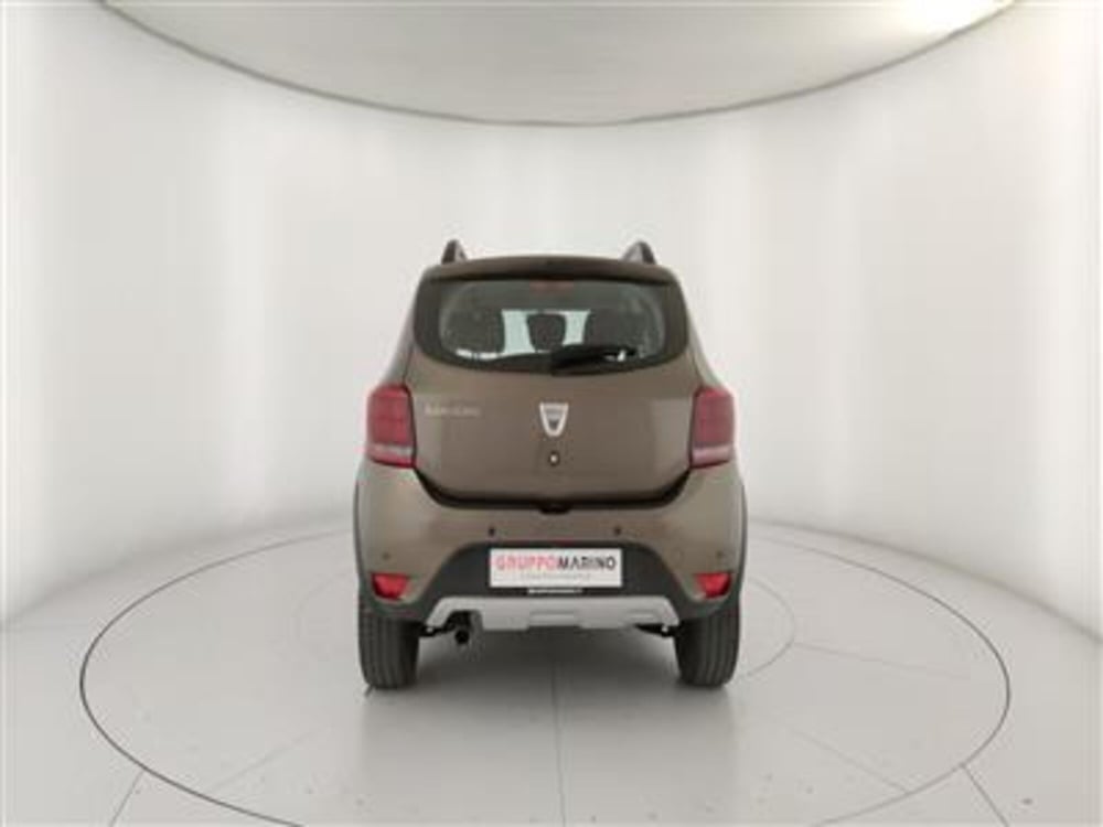 Dacia Sandero usata a Bari (8)