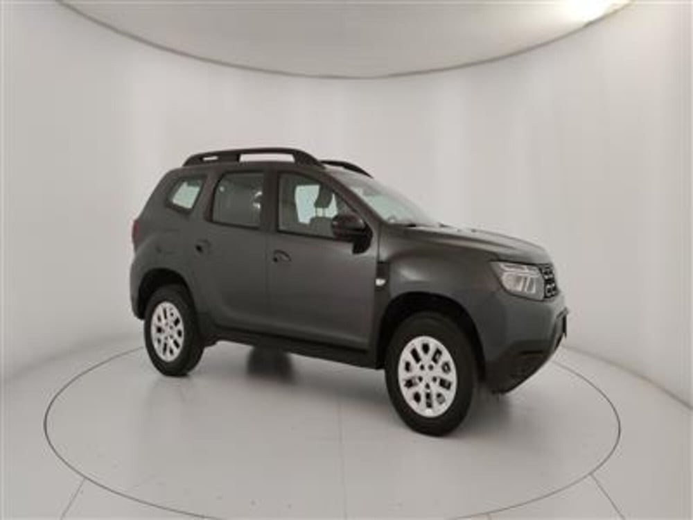 Dacia Duster usata a Bari (10)