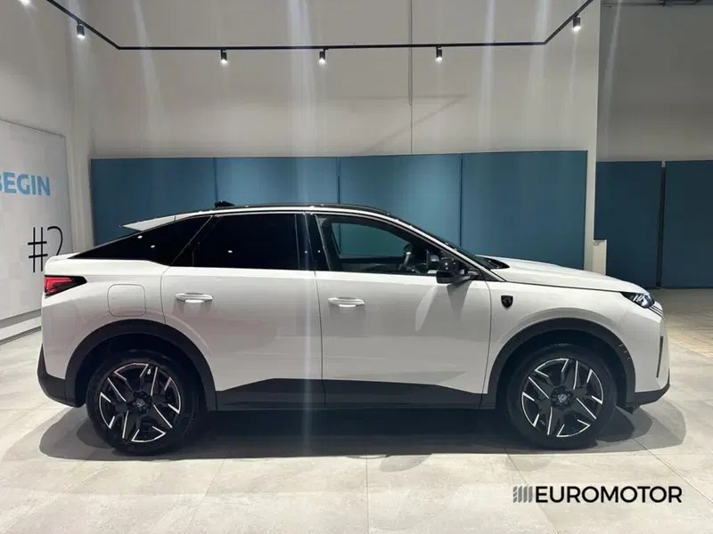 Peugeot 3008 nuova a Bari (4)