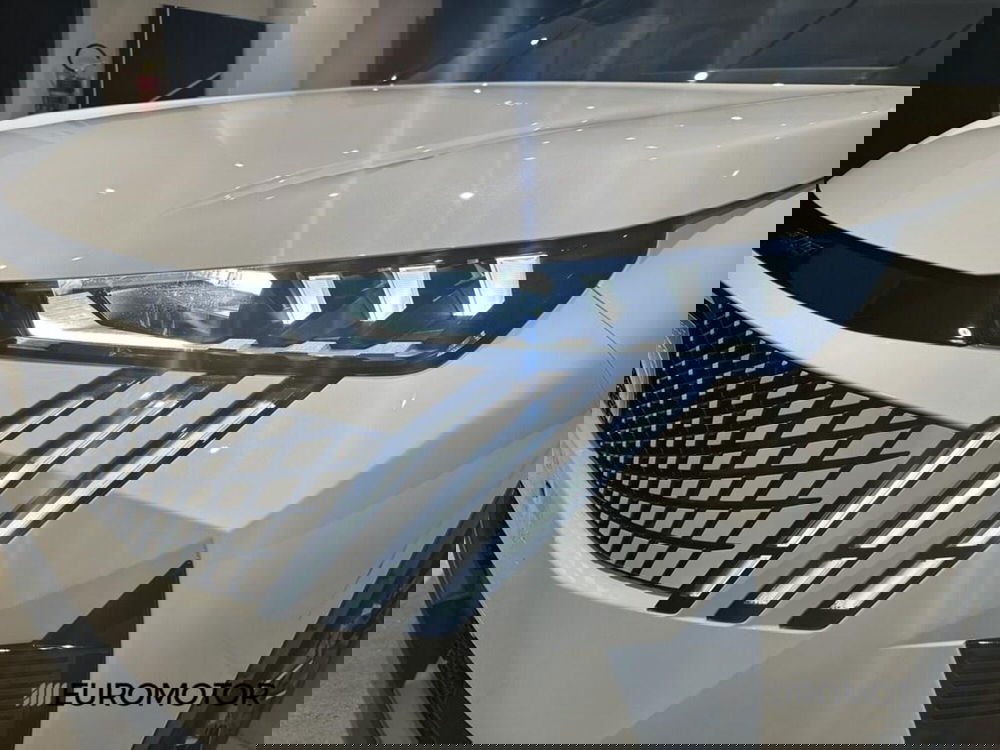 Peugeot 3008 nuova a Bari (12)