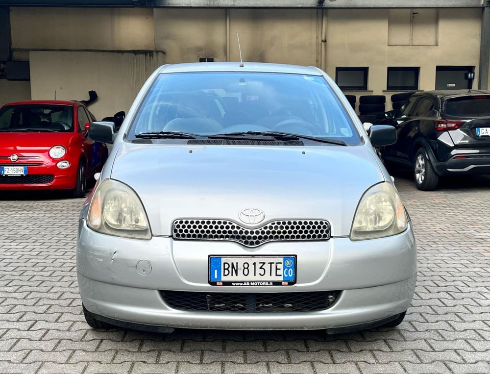 Toyota Yaris usata a Varese (2)