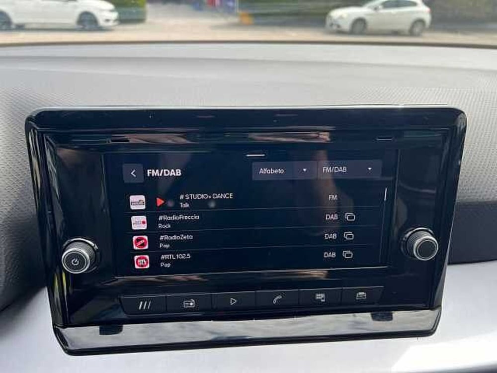 SEAT Arona usata a Verona (15)