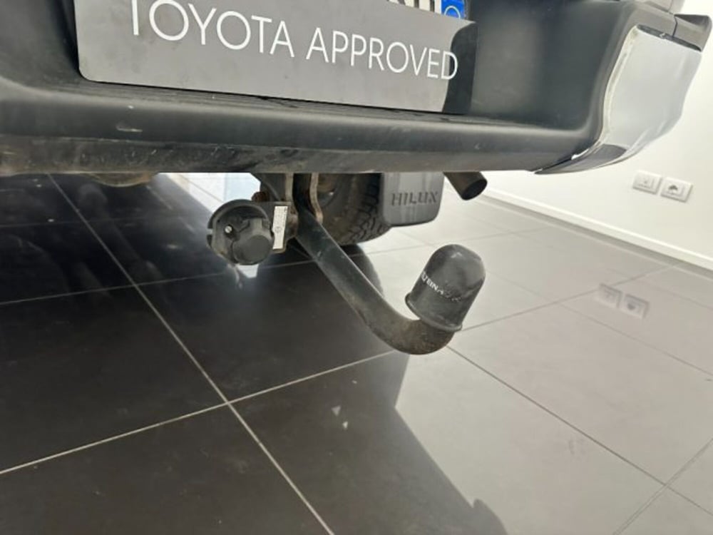 Toyota Hilux usata a Cuneo (12)