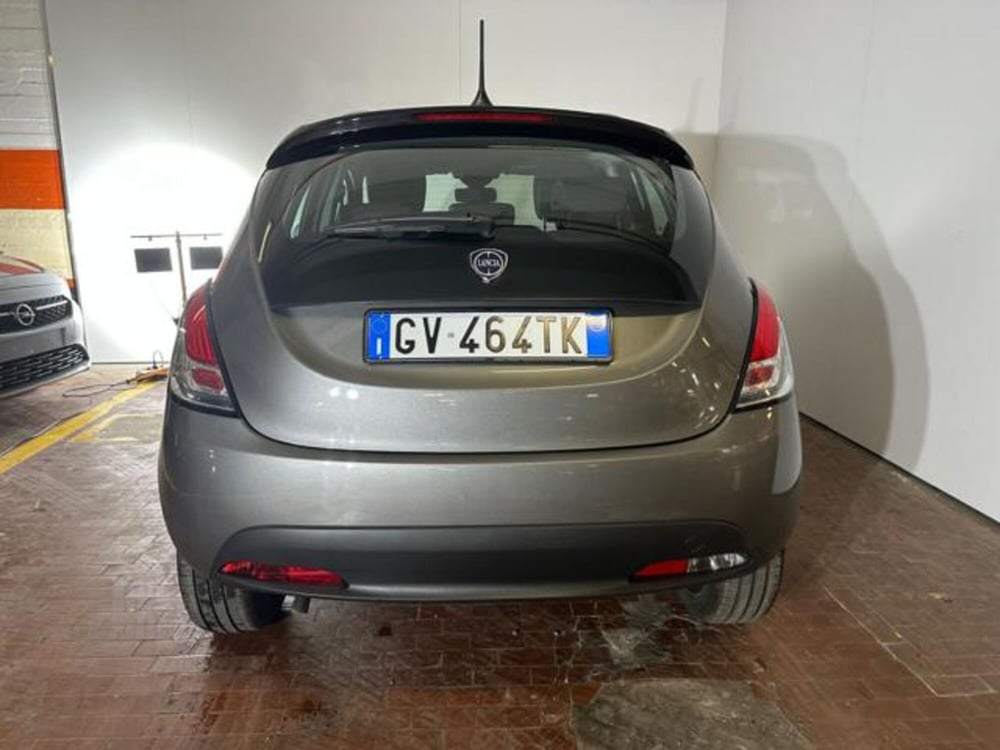 Lancia Ypsilon usata a Torino (5)