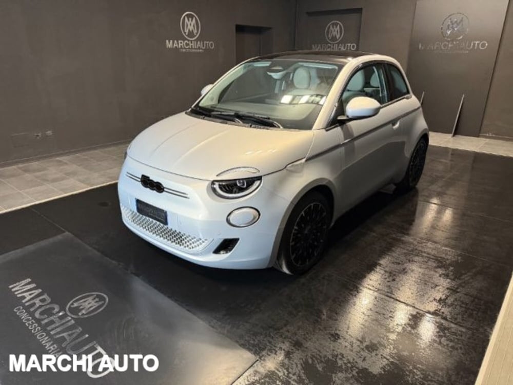 Fiat 500e nuova a Perugia