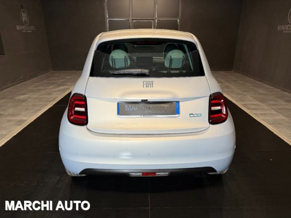 Fiat 500e nuova a Perugia (6)