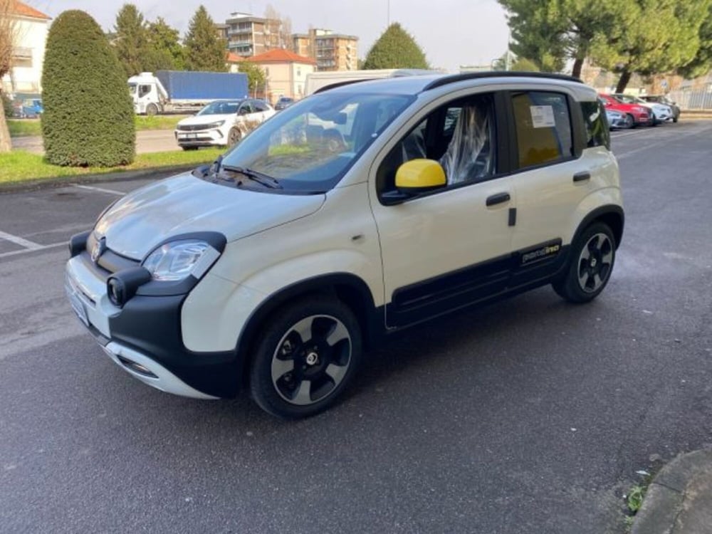 Fiat Panda Cross nuova a Milano (6)