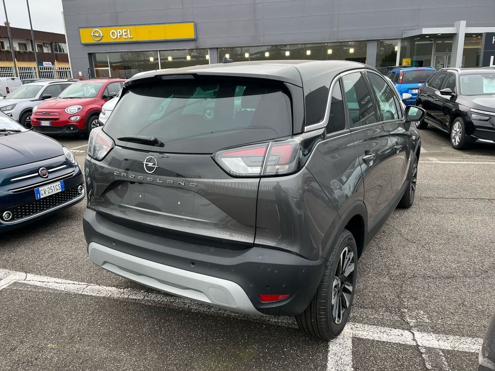 Opel Crossland nuova a Milano (7)