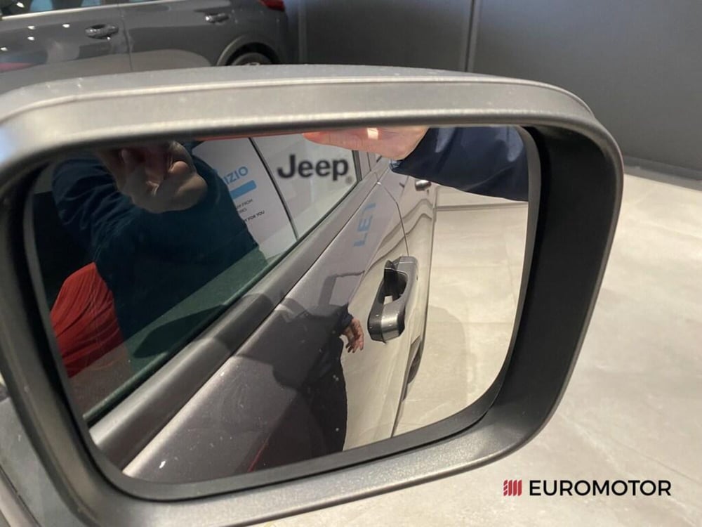 Jeep Renegade usata a Bari (8)