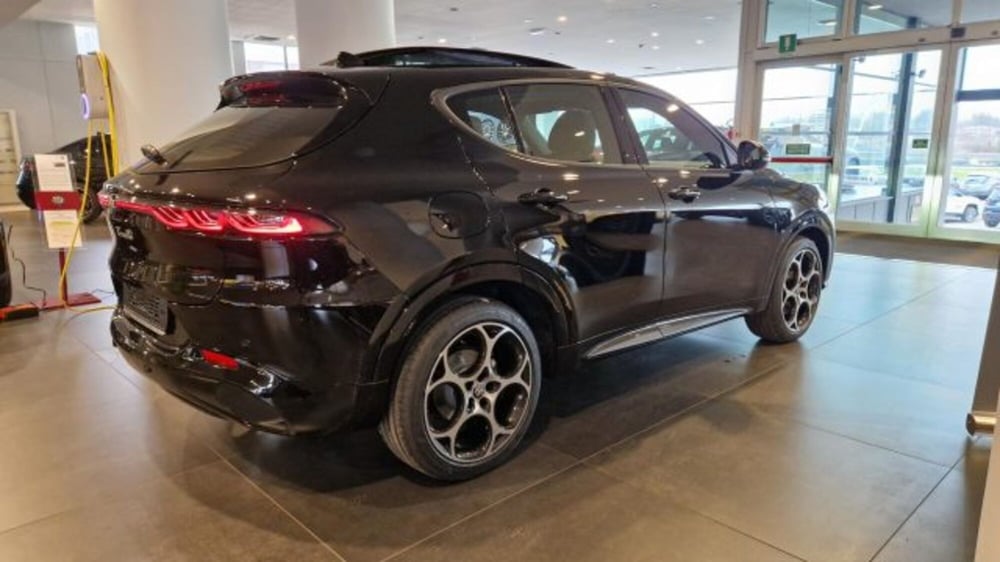 Alfa Romeo Tonale nuova a Modena (2)