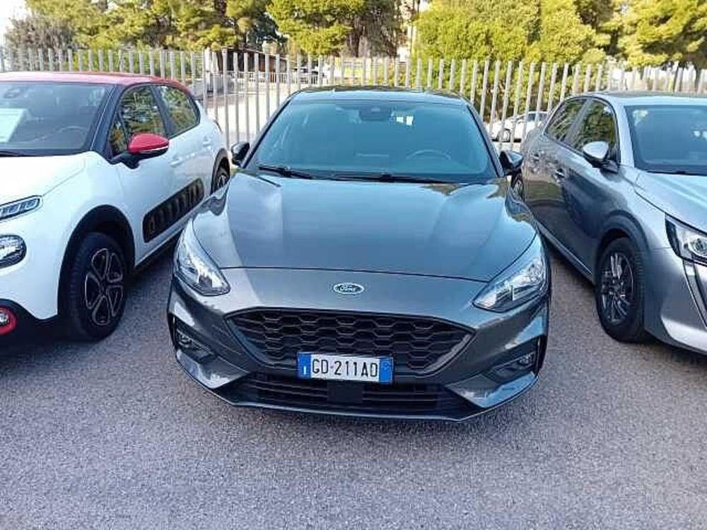 Ford Focus nuova a Cagliari