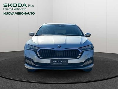 Skoda Octavia 1.5 G-TEC DSG Executive del 2022 usata a Verona