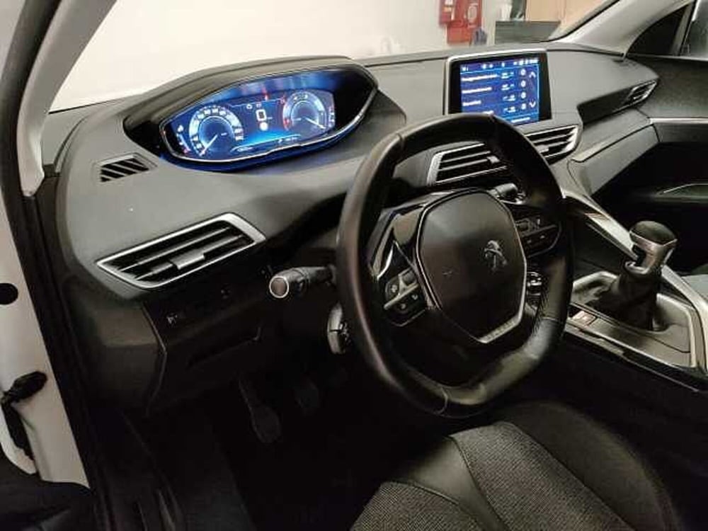 Peugeot 3008 usata a Teramo (10)