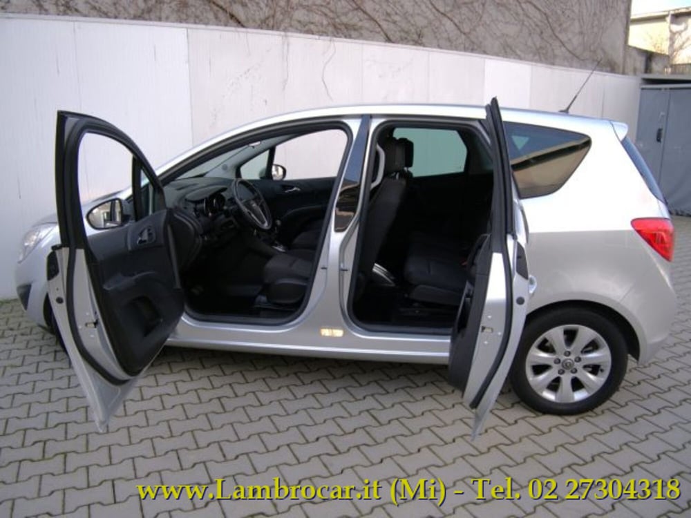 Opel Meriva usata a Milano (11)