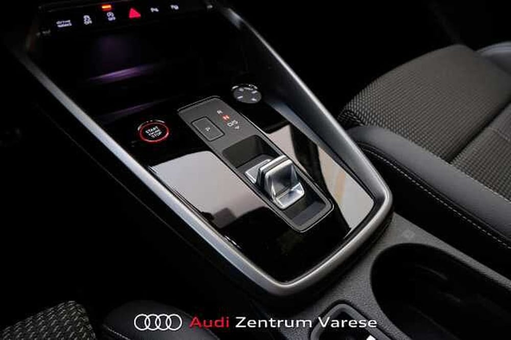 Audi S3 Sportback usata a Varese (15)