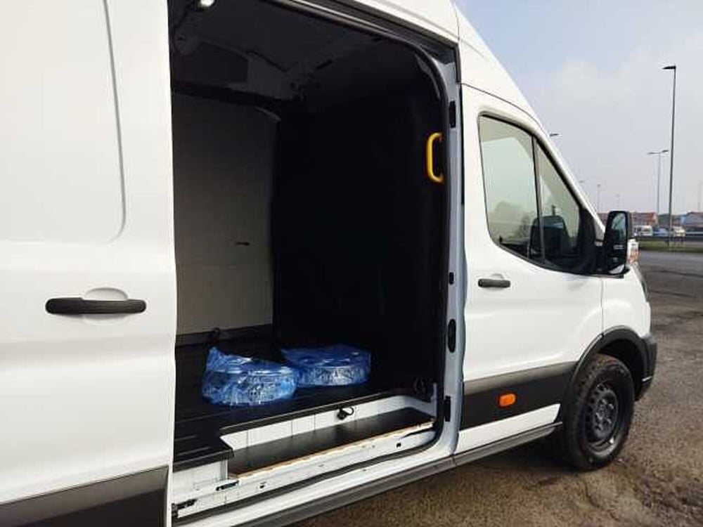 Ford Transit Furgone nuova a Torino (12)