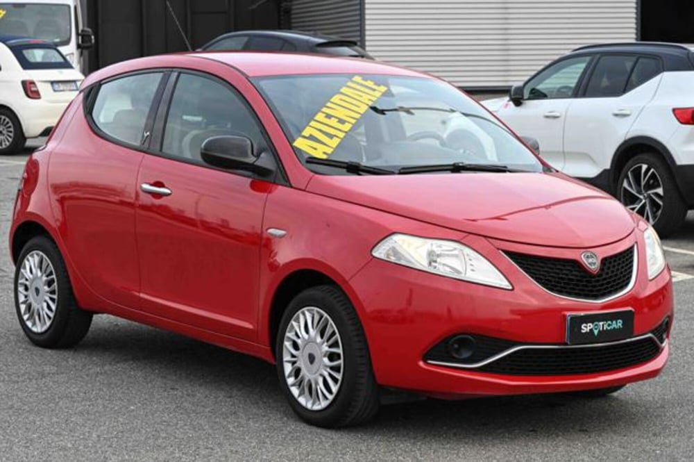 Lancia Ypsilon usata a Torino (3)