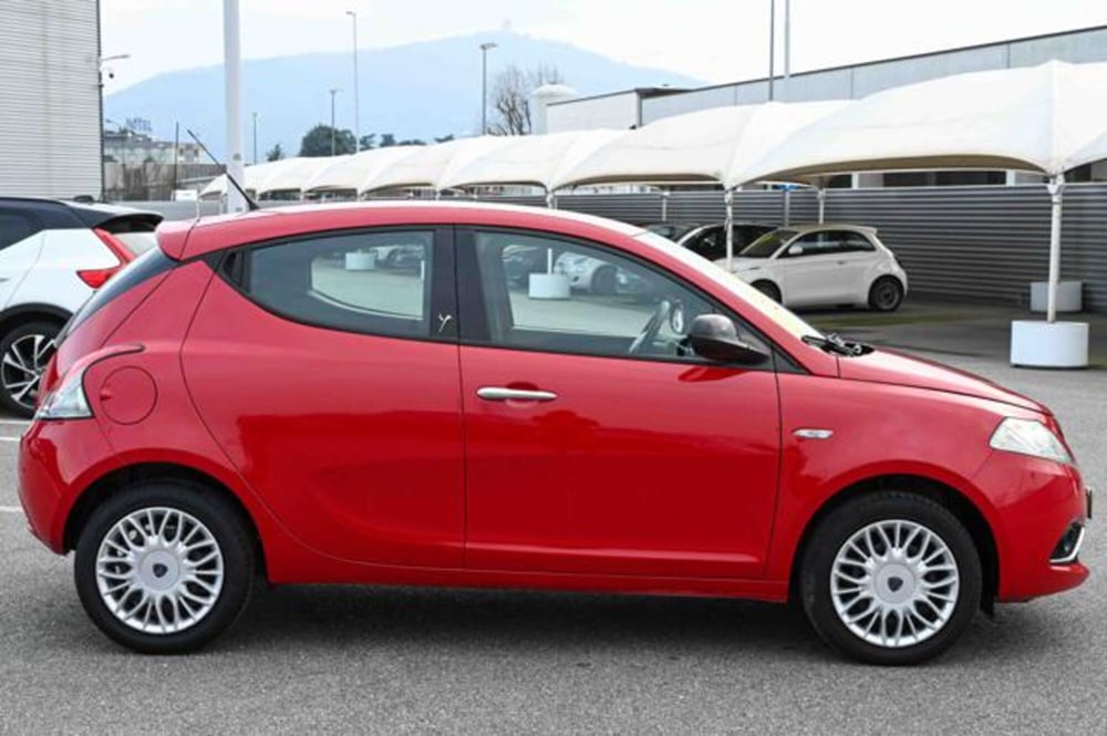 Lancia Ypsilon usata a Torino (4)