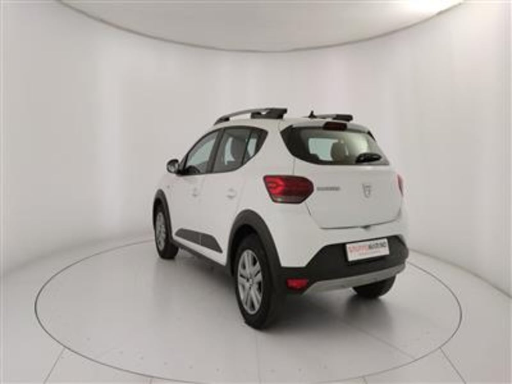 Dacia Sandero Stepway usata a Bari (5)