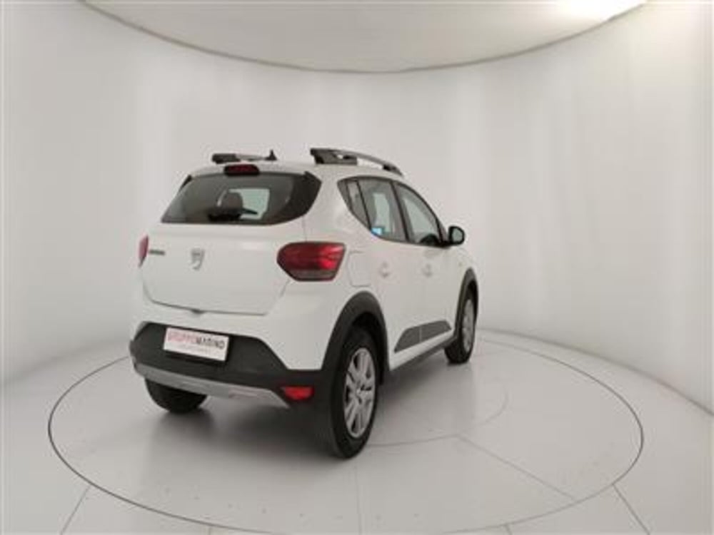 Dacia Sandero Stepway usata a Bari (7)