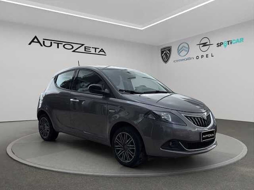 Lancia Ypsilon usata a Vibo Valentia (3)