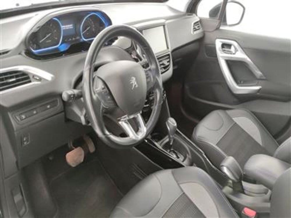 Peugeot 2008 usata a Bari (13)