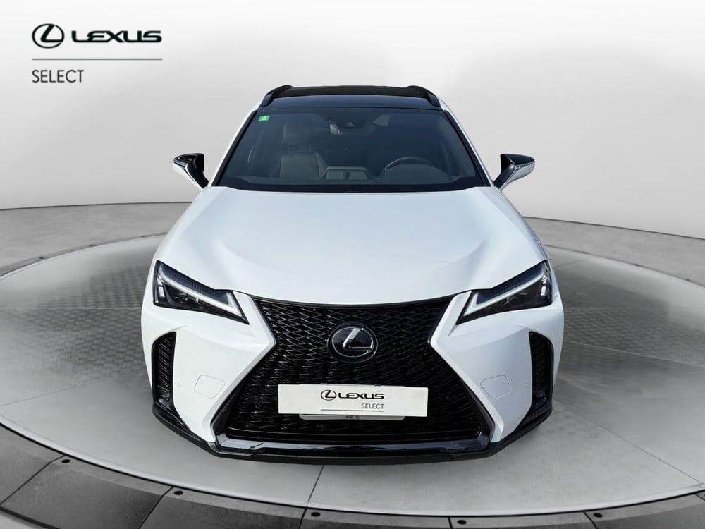 Lexus UX usata a Como (5)