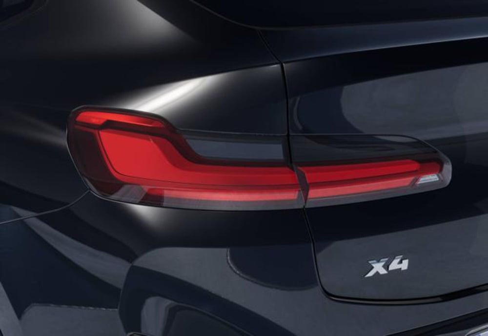 BMW X4 nuova a Modena (9)