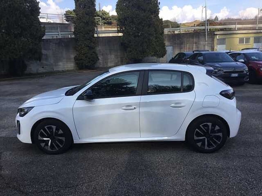 Peugeot 208 nuova a Varese (8)