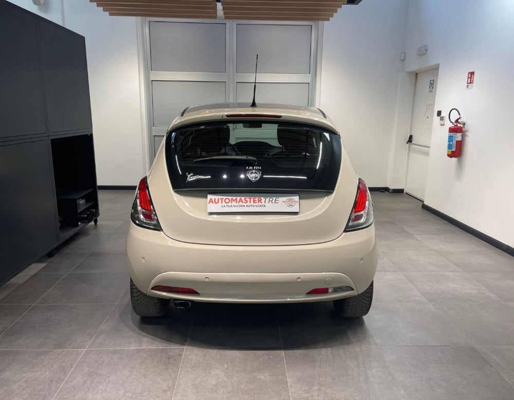 Lancia Ypsilon usata a Ferrara (2)