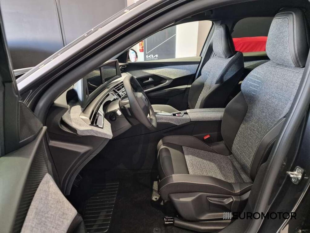 Peugeot 3008 nuova a Bari (10)