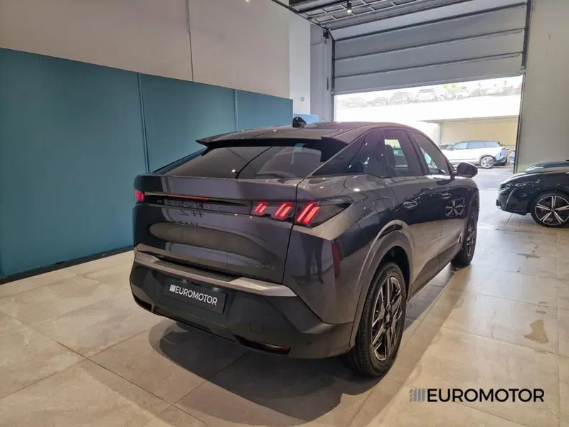 Peugeot 3008 nuova a Bari (5)