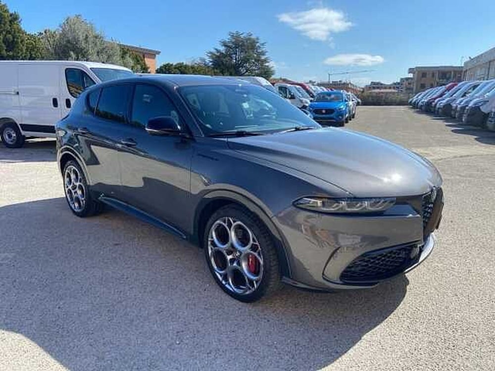 Alfa Romeo Tonale usata a Ancona (8)