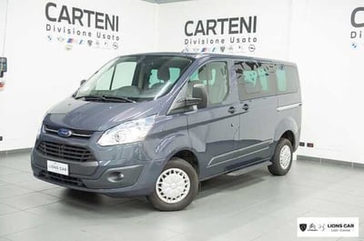 Ford Tourneo Custom 300 2.2 TDCi 125CV PC Trend del 2013 usata a Lodi