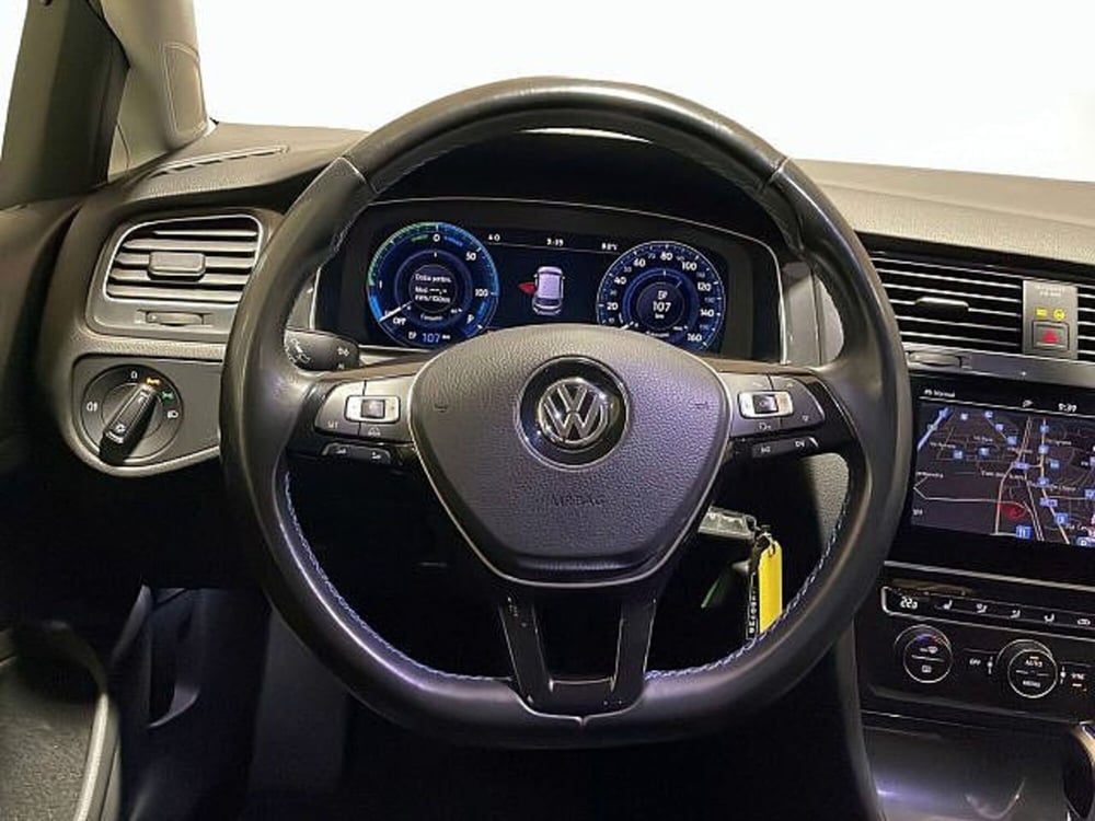 Volkswagen e-Golf usata a Vicenza (9)