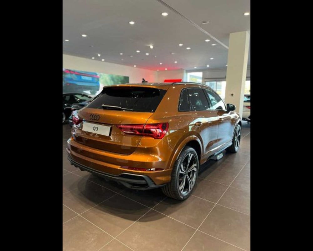 Audi Q3 nuova a Bologna (4)