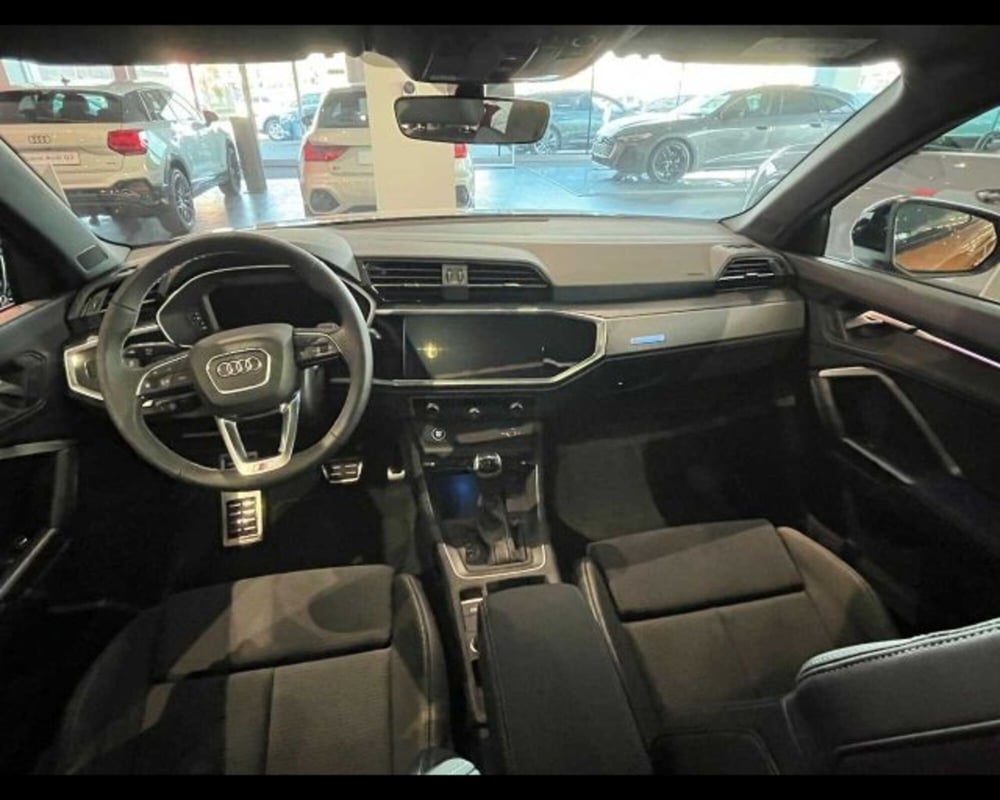 Audi Q3 nuova a Bologna (9)