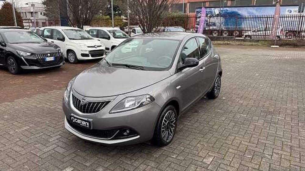 Lancia Ypsilon usata a Milano