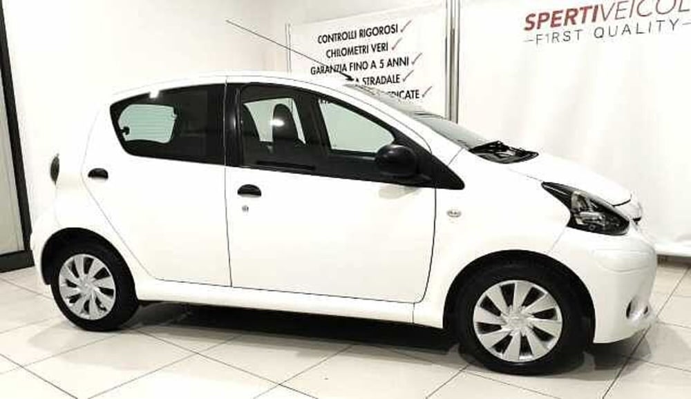 Toyota Aygo usata a Lecce (2)